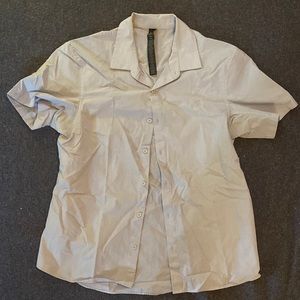 Lululemon short sleeve button down